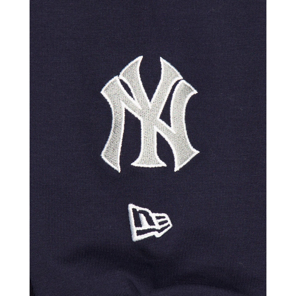 New York Yankees Team Color Logo Select Hoodie