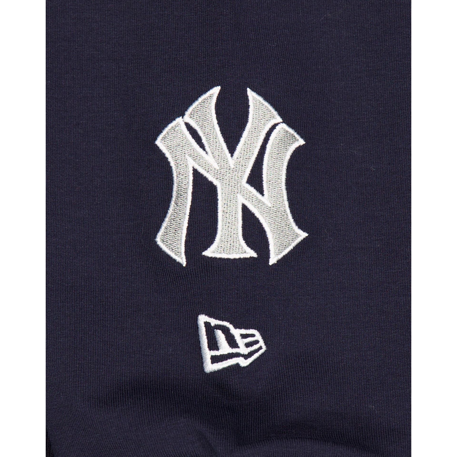 New York Yankees Team Color Logo Select Hoodie
