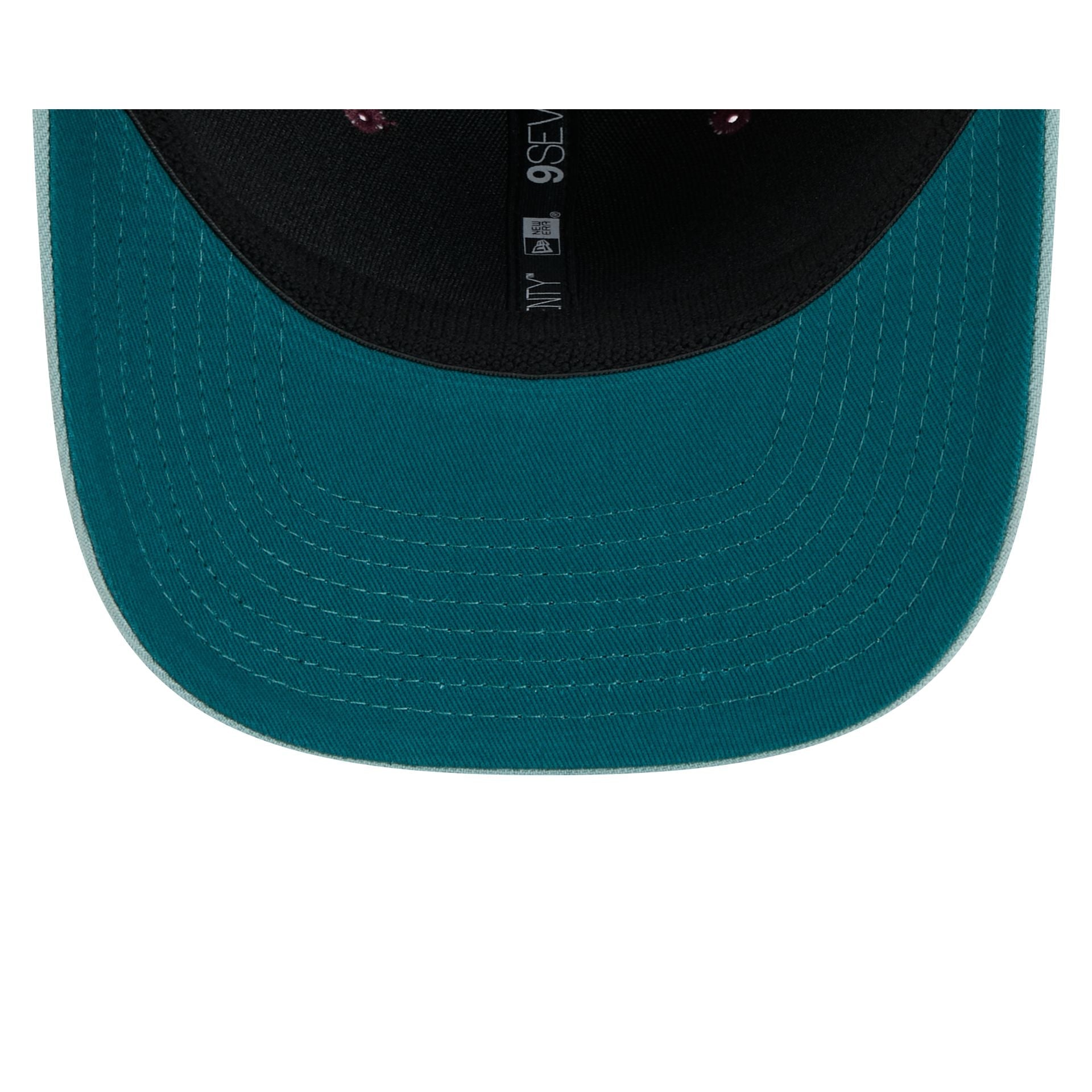 San Diego Padres Maroon 9SEVENTY Stretch-Snap Hat
