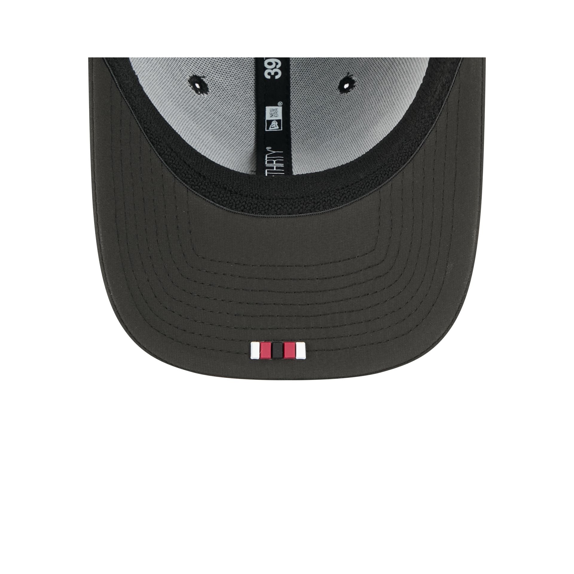 Arizona Cardinals 2025 Sideline Hot Weather Black 39THIRTY Stretch Fit Hat